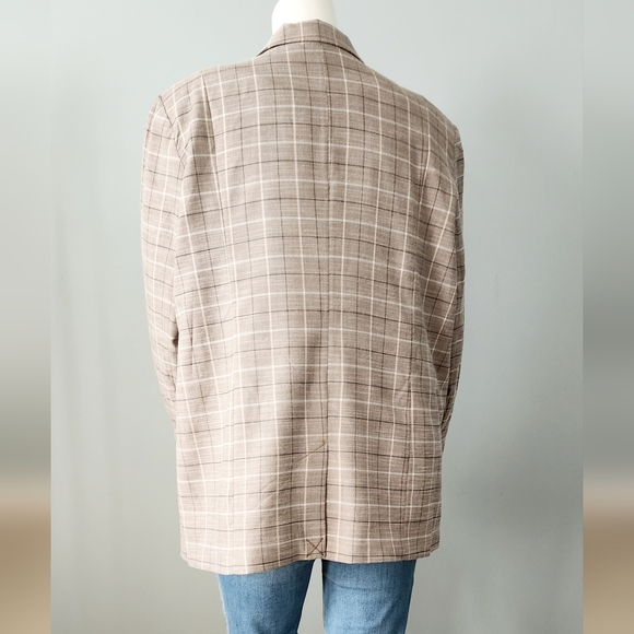 [22] NWOT Reitmans Plaid Double Breasted Relaxed Blazer - Picture 4 of 11